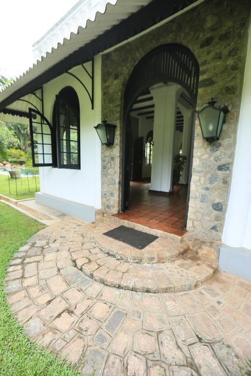Horathapola Estate Hotel Marawila Exterior photo